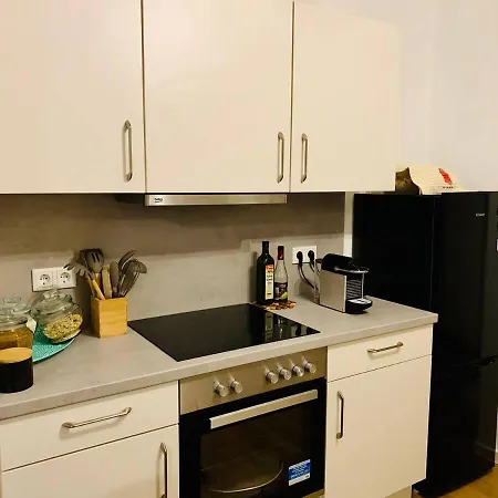 Cosy Flat In Koepenick Apartment